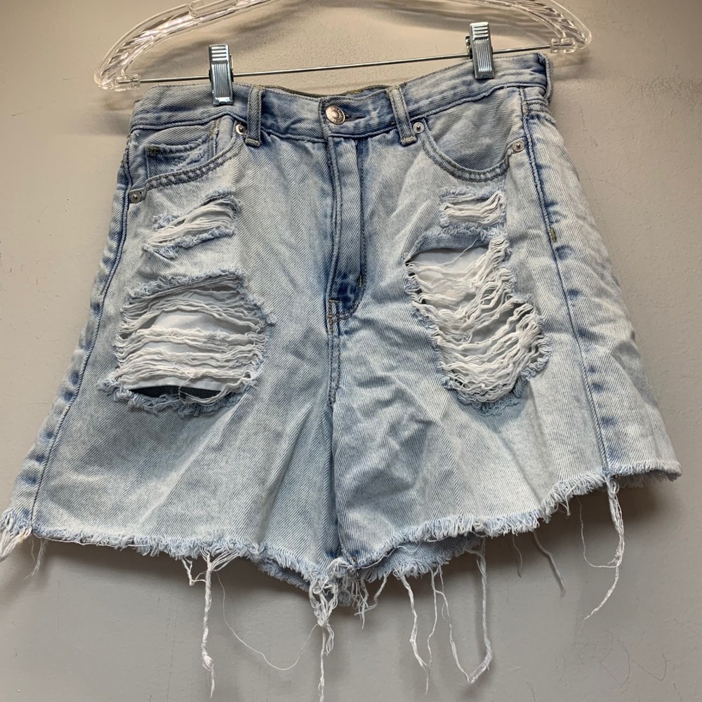 American Eagle Mom Shorts Women Size 4 Light Blue Excellent Distressed High Rise
